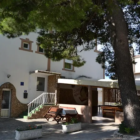 Pansion Iva Gasthuis Omiš