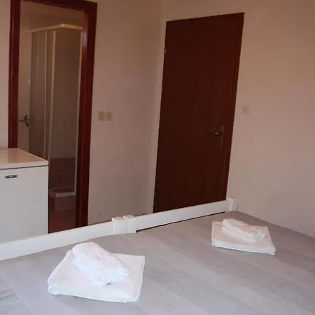 بيت ضيافة Pansion Iva 3*